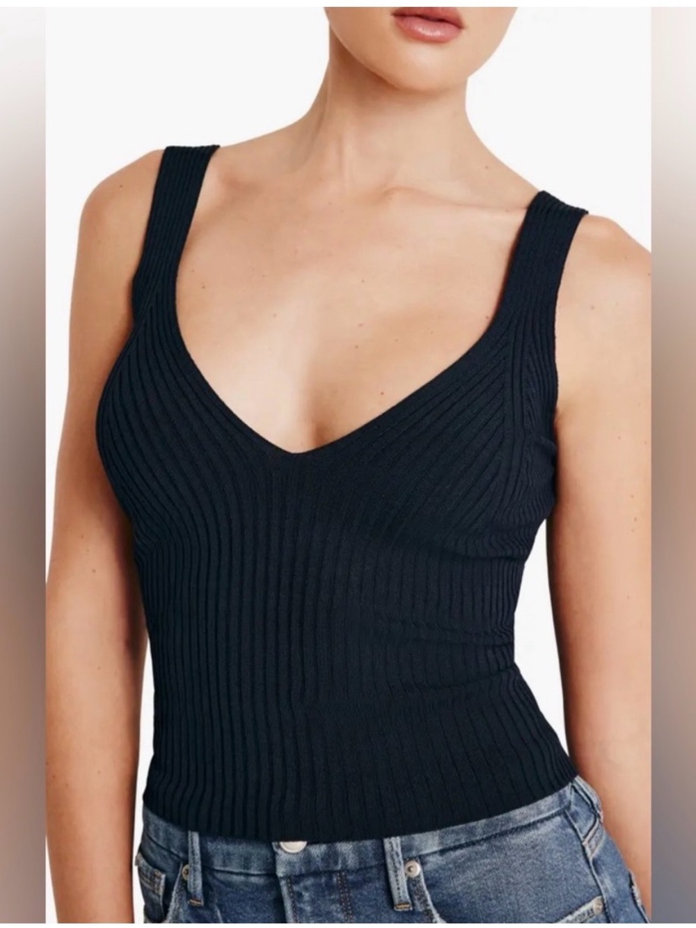 NWT Good American Shine V Neck Tank